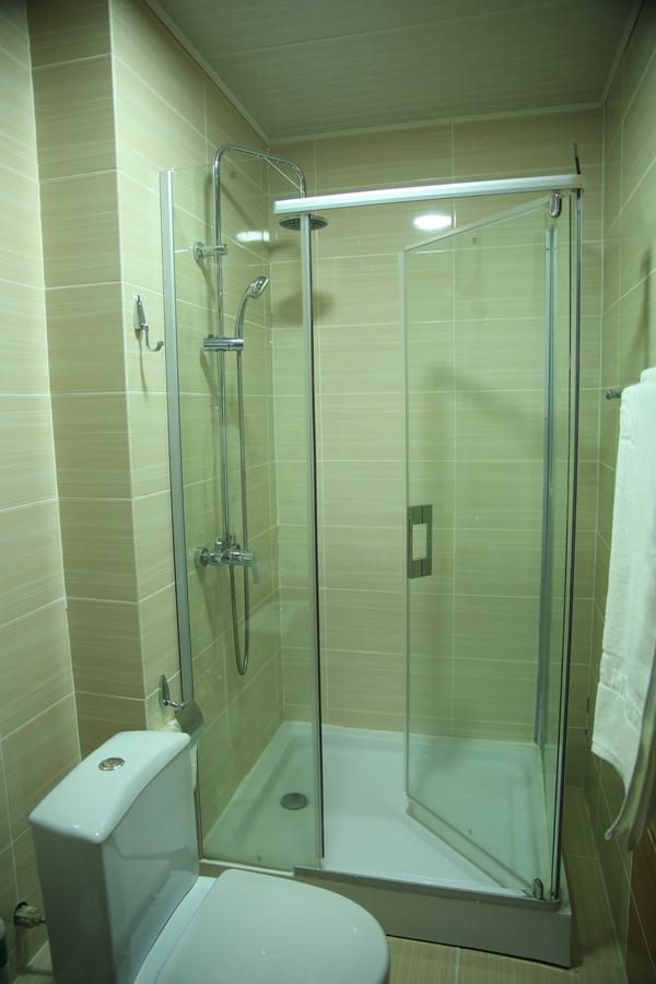Aska Hotel Naryn Екстер'єр фото