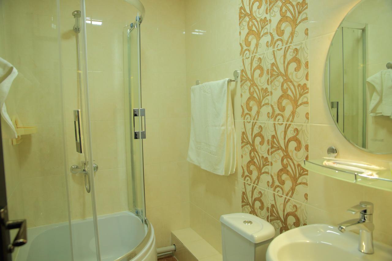 Aska Hotel Naryn Екстер'єр фото