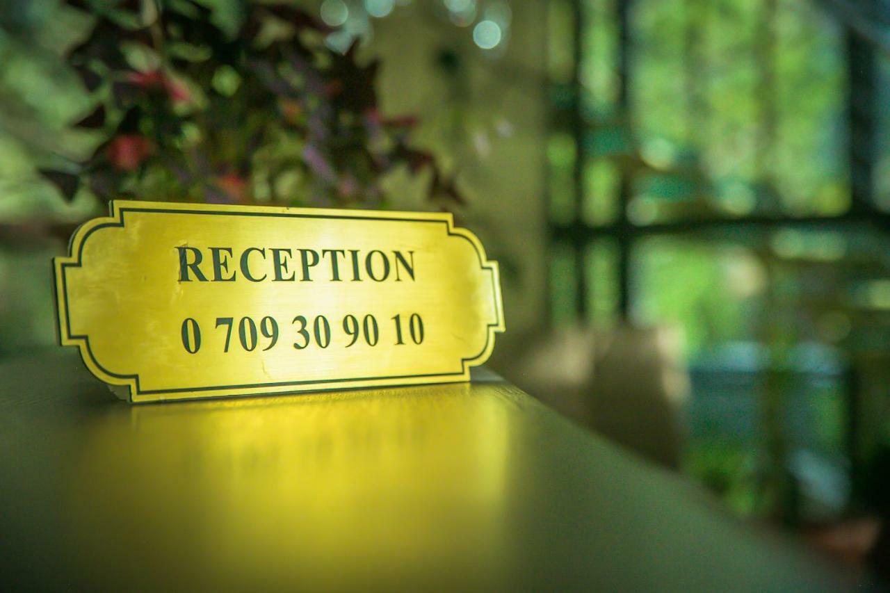Aska Hotel Naryn Екстер'єр фото